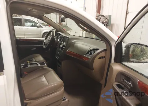 2014 Chrysler Town & Country Touring из США, поврежденный, VIN 2C4RC1BG2ER424226